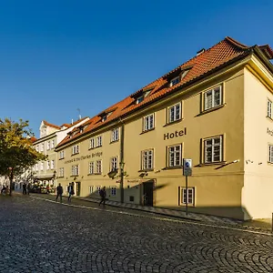 Archibald At The Charles Bridge 4* Прага