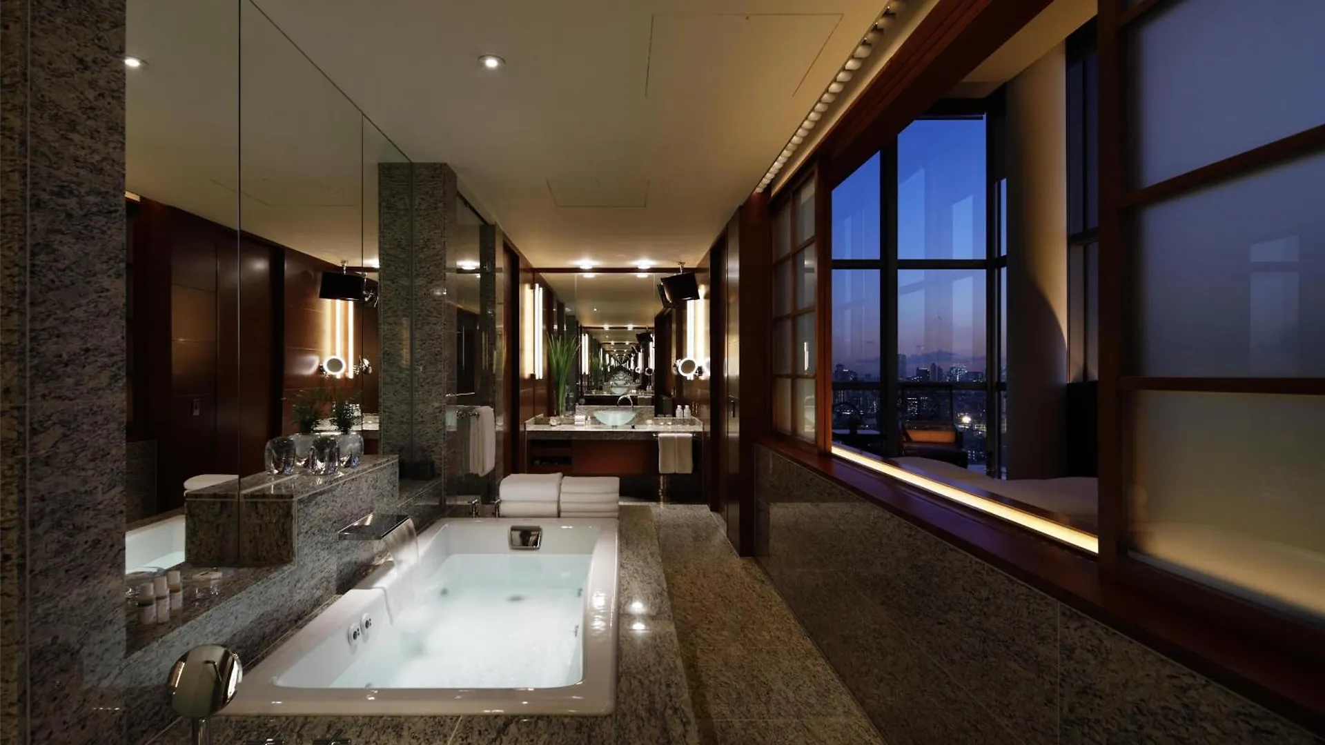 *****  Hotel Grand Hyatt Prefektura Tokio Japonsko